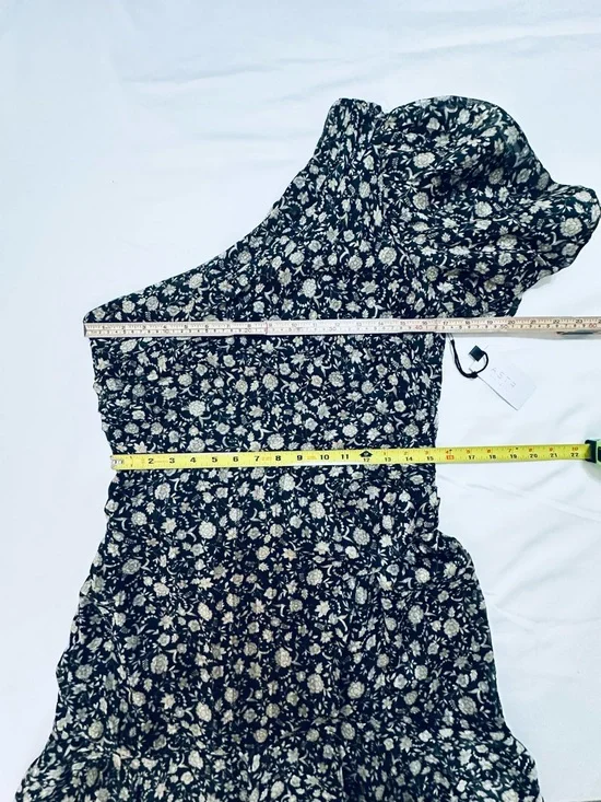 ASTR THE LABEL SANTORI ONE SHOULDER MIDI DRESS NWT FLORAL LARGE SPARKLING THREAD - Picture 8 of 11